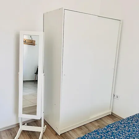 Benemi Near Center Appartement *