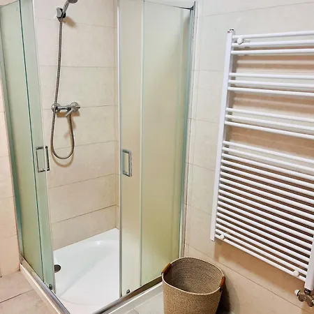 Benemi Near Center Appartement Győr