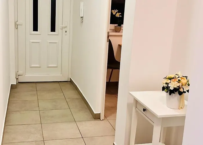 Benemi Near Center Appartamento *